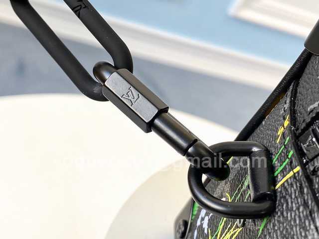 M44480 Mini Soft Trunk 18 M44480 Mini Soft Trunk 18