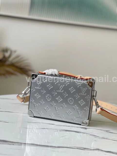 M45785 Handle Trunk 21