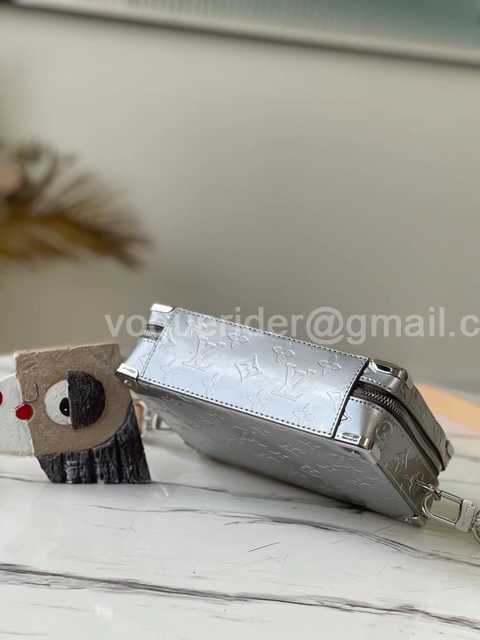 M45785 Handle Trunk 21