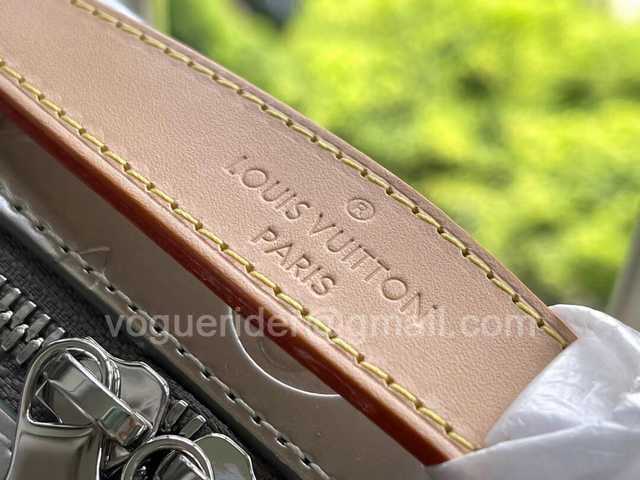 M45785 Handle Trunk 21