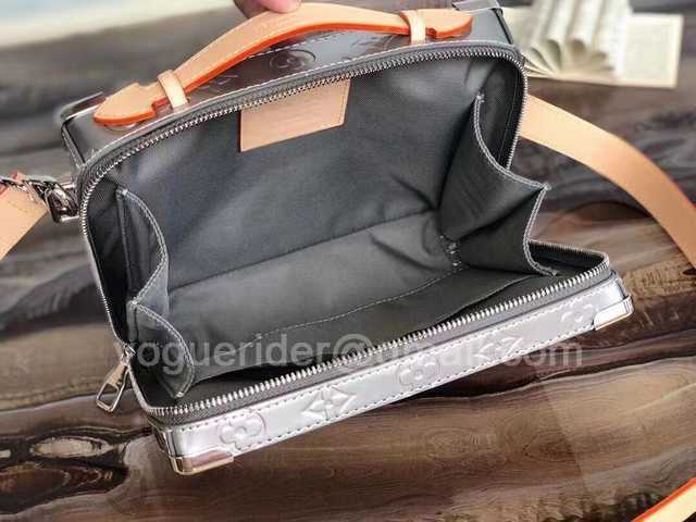 M45785 Handle Trunk 21