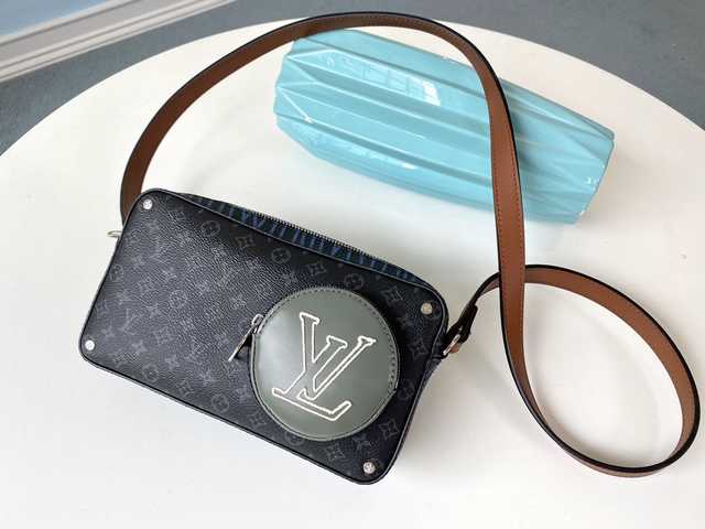 M69688 Volga Patchwork 23