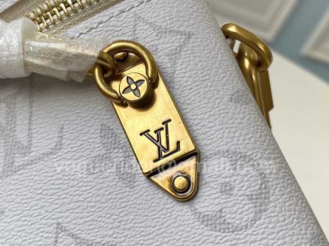 M61112 Chalk Nano 16 M61112 Chalk Nano 16