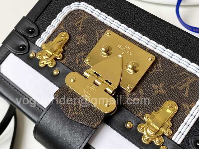 M55436 Petite Malle Box 19