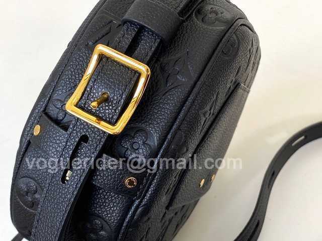 M45167 Boite Chapeau Souple PM 22