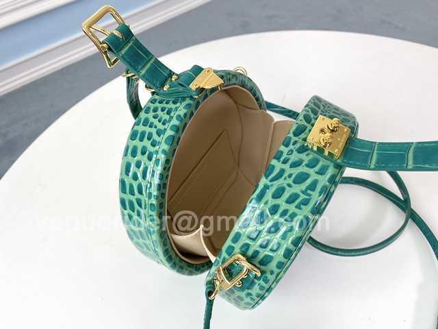 M43514 Petite Boite Chapeau 17 M43514 Petite Boite Chapeau 17