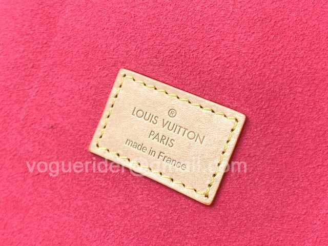 M44185 Jewelry Case 23 Rose