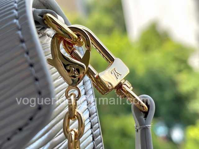 M80819 Padlock on Strap 19