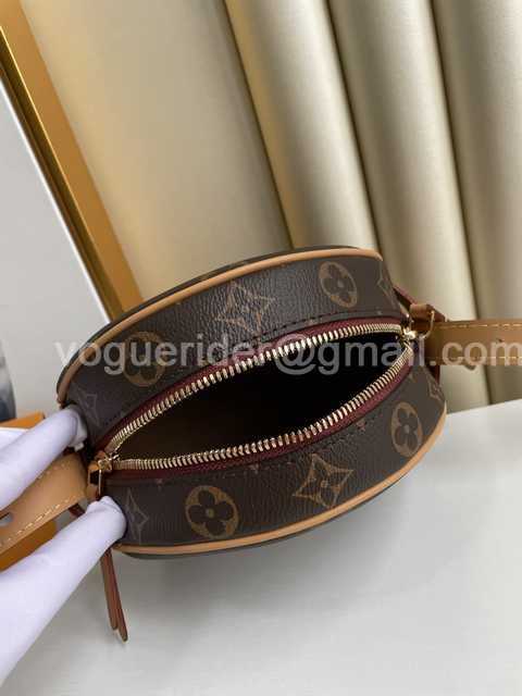 M45149 Boite Chapeau Souple 17 M45149 Boite Chapeau Souple 17