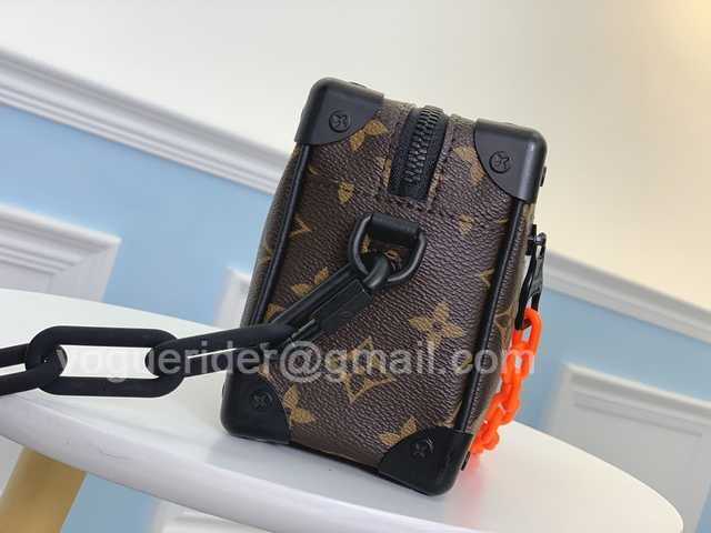 M44480 Mini Soft Trunk 18