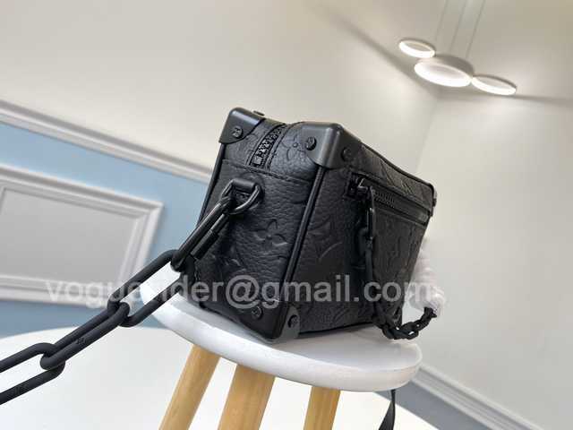 M44480 Mini Soft Trunk 18