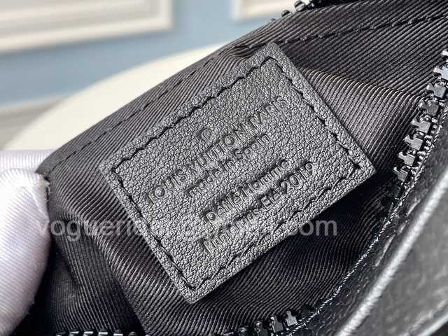 M44480 Mini Soft Trunk 18