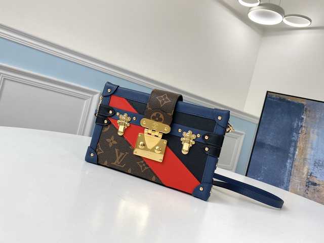M55437 Petite Malle Box 19