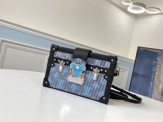 M55512 Petite Malle Box 19