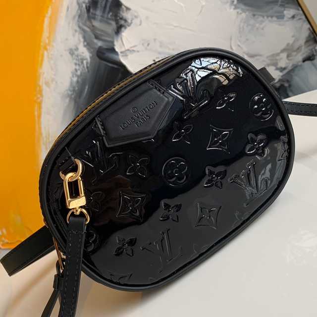 M90531 Belt Bag 18