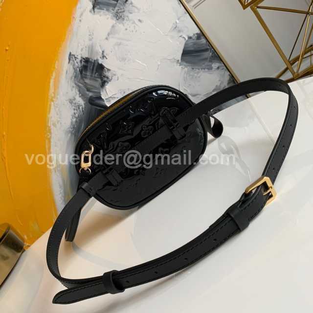 M90531 Belt Bag 18