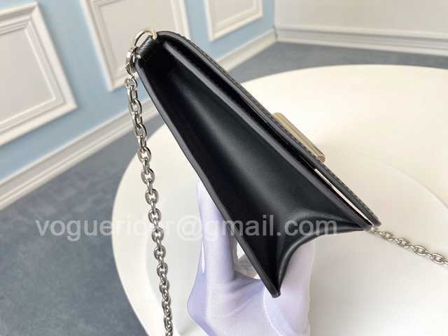 M68560 Twist Belt 19