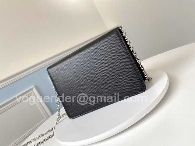 M68560 Twist Belt 19