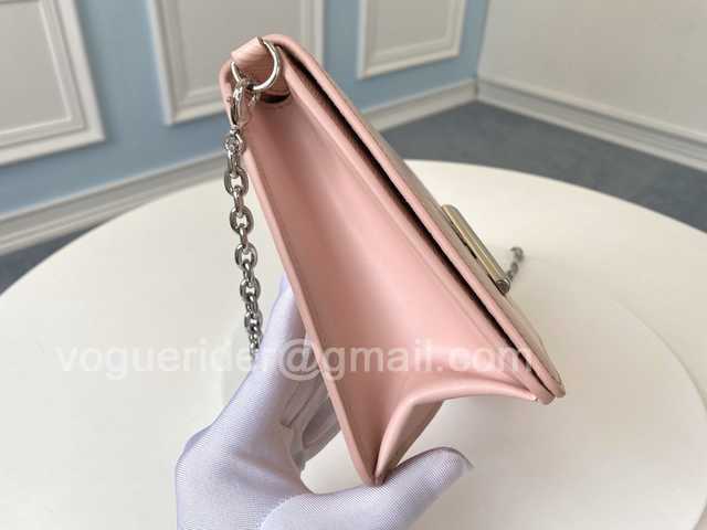 M68559 Twist Belt 19