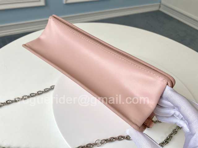 M68559 Twist Belt 19