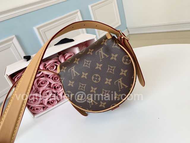 M44860 Tambourin 19 M44860 Tambourin 19