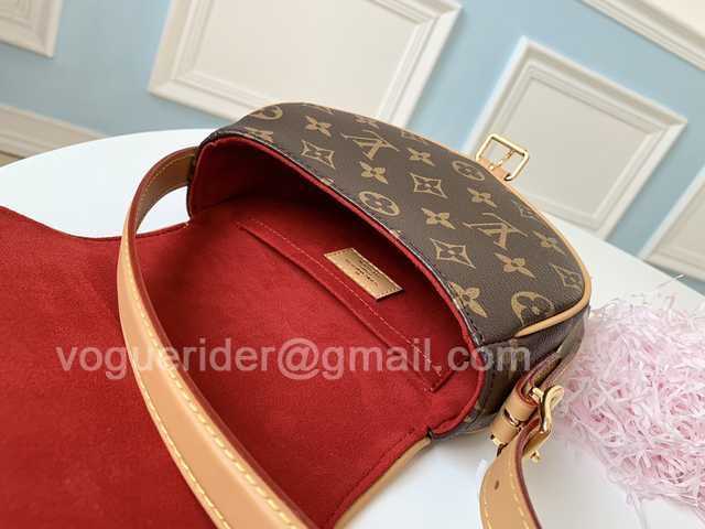M44860 Tambourin 19 M44860 Tambourin 19