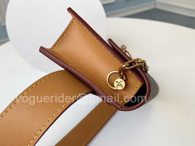 M44667 S Lock 20 Belt Bag M44667 S Lock 20 Belt Bag