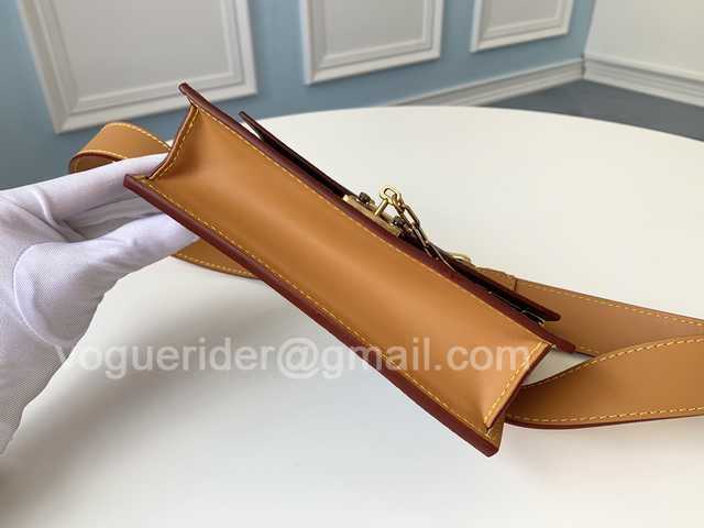 M44667 S Lock 20 Belt Bag M44667 S Lock 20 Belt Bag