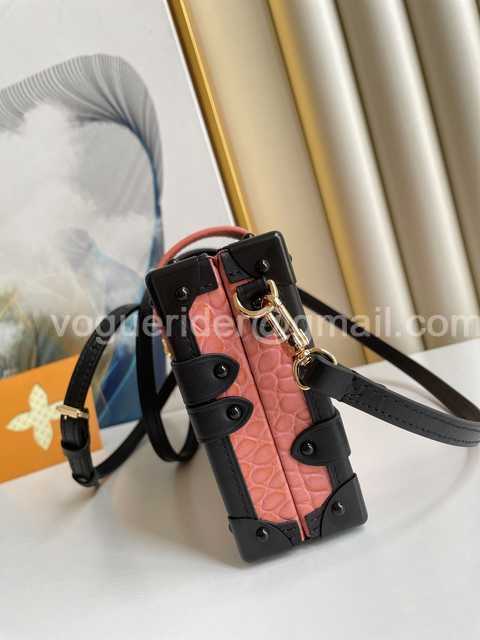 N94243 Petite Malle Box 19