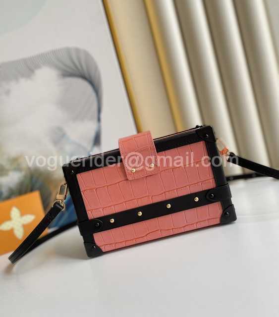 N94243 Petite Malle Box 19