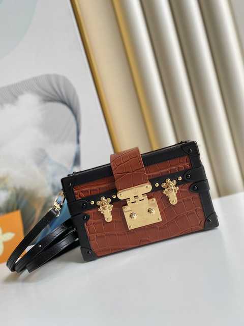 N98998 Petite Malle Box 19