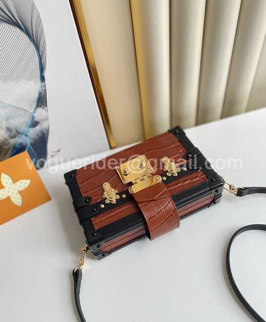 N98998 Petite Malle Box 19