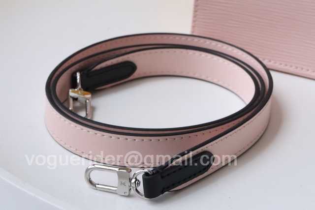 M69441 Petit Sac Plat 17