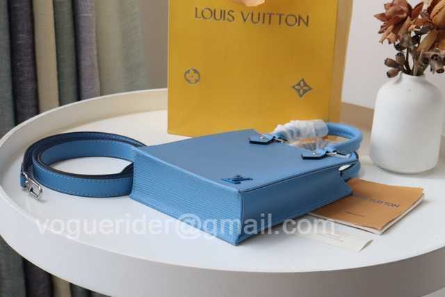 M69441 Petit Sac Plat 17