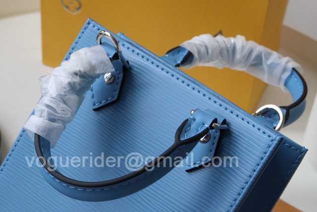 M69441 Petit Sac Plat 17