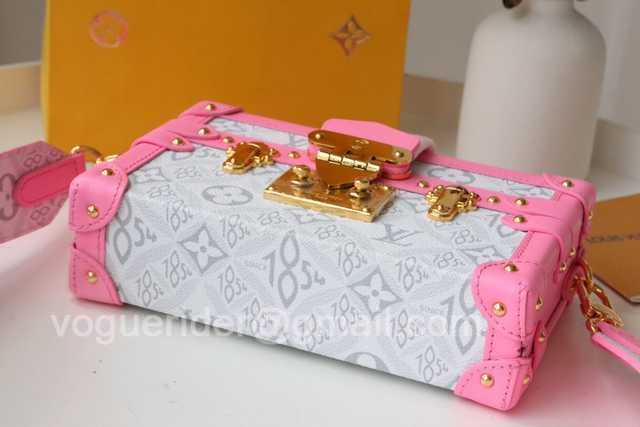 M40273 Petite Malle 19 M40273 Petite Malle 19