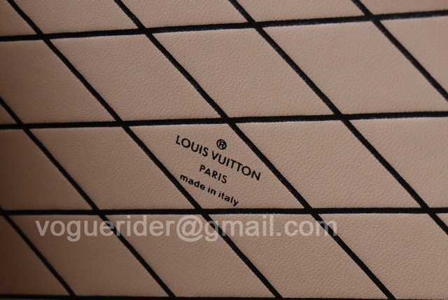 M40273 Petite Malle 19 M40273 Petite Malle 19