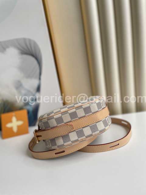 N40333 Boite Chapeau Souple 17