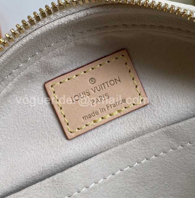 N40333 Boite Chapeau Souple 17