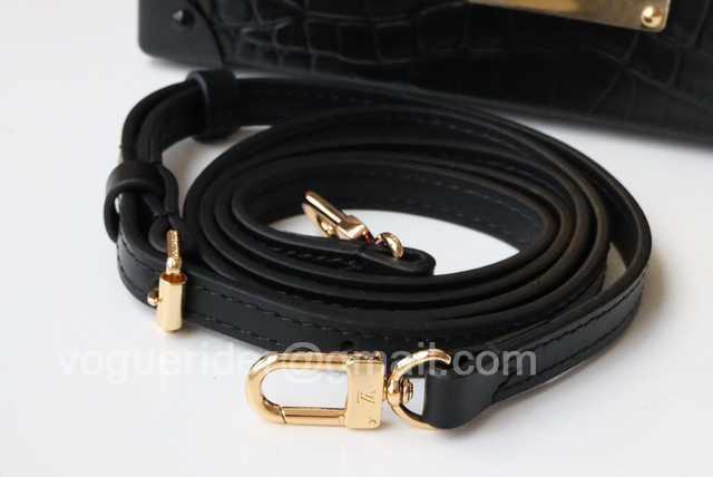 M40273 Petite Malle 19 M40273 Petite Malle 19