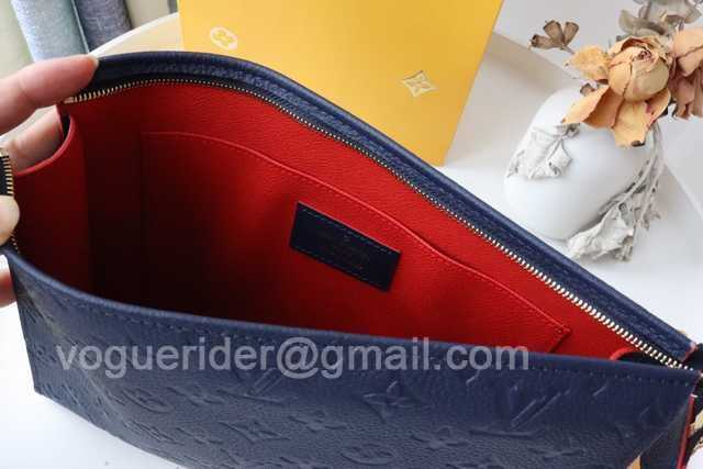 M41058/M45665 Toilet Bag 26