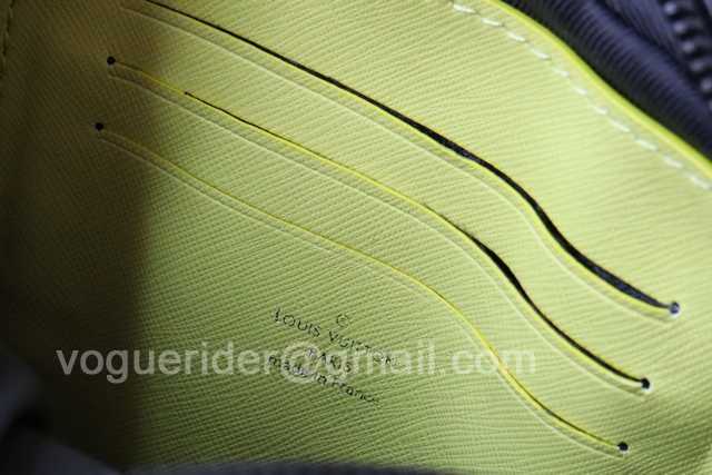 M69404 Wearable Wallet 17