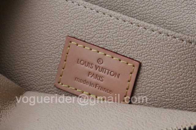 M80283 Game on Pochette Cosmetique