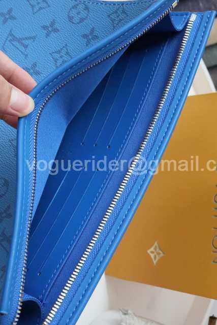M30761 Pochette Voyage M30761 Pochette Voyage