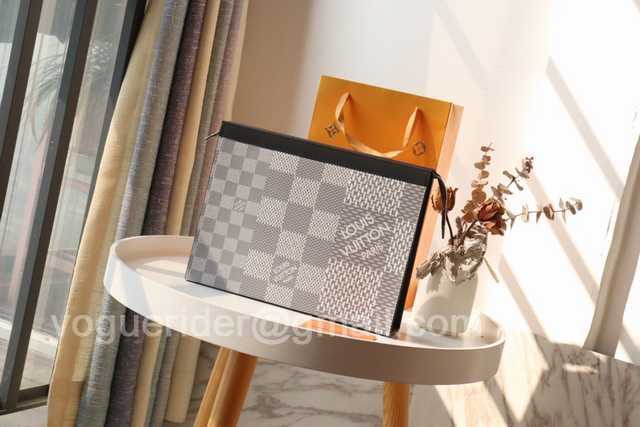 N41696 Pochette Voyage