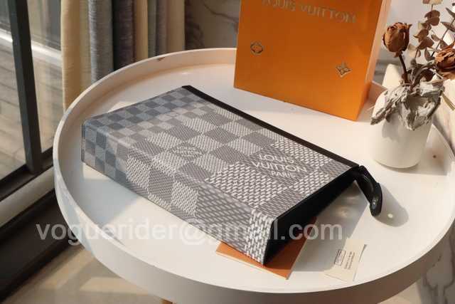 N41696 Pochette Voyage