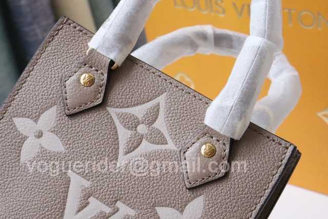 M57937 Petit Sac Plat 17