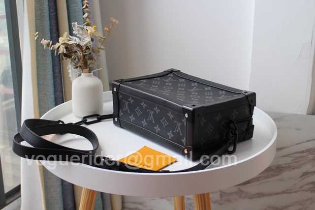 M44478 Soft Trunk 25 M44478 Soft Trunk 25