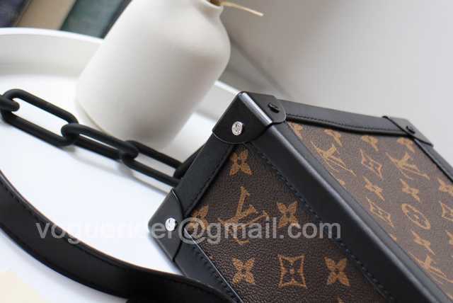 M44478 Soft Trunk 25 M44478 Soft Trunk 25