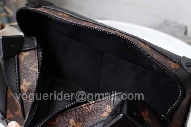 M44478 Soft Trunk 25 M44478 Soft Trunk 25